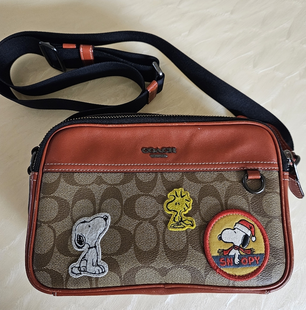 Coach x Peanuts Graham Crossbody in Signature Canvas with Patches